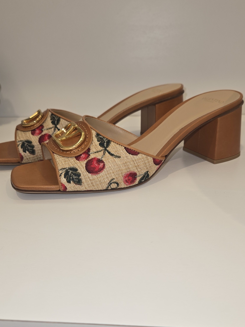 Valentino Garavani VLogo Cherryfic Cherry Sandals 40 - Picture 2 of 8
